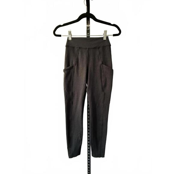 Lululemon Black Activewear Pants with Pockets - Picture 1 of 6